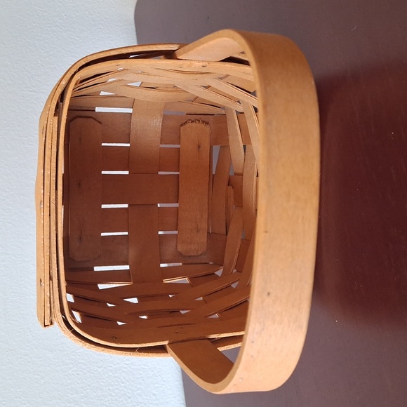 Longaberger Small Peg Basket with Fabric Liner and Plastic Protector 1998 - Picture 12 of 16